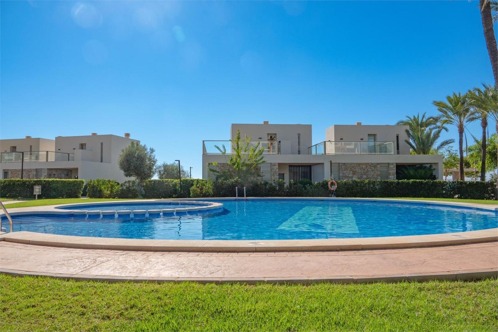 Holiday home Paradis 18 *